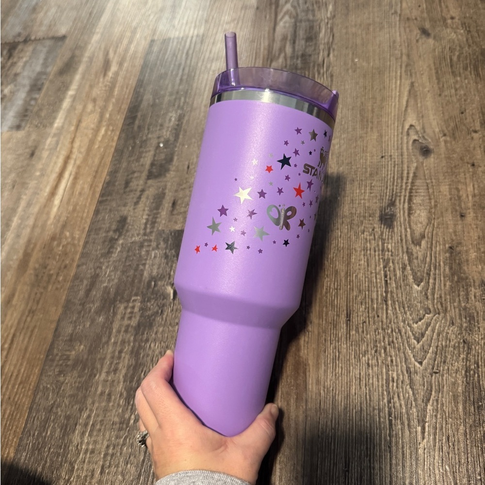 Olivia Rodrigo x Stanley 40oz Tumbler Limited Edition Purple Quencher - Picture 4 of 5